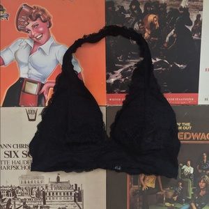BLACK LACE HALTER BRA